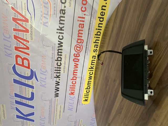BMW  F36 F33 F32 ÇIKMA ORJİNAL ORTA EKRAN