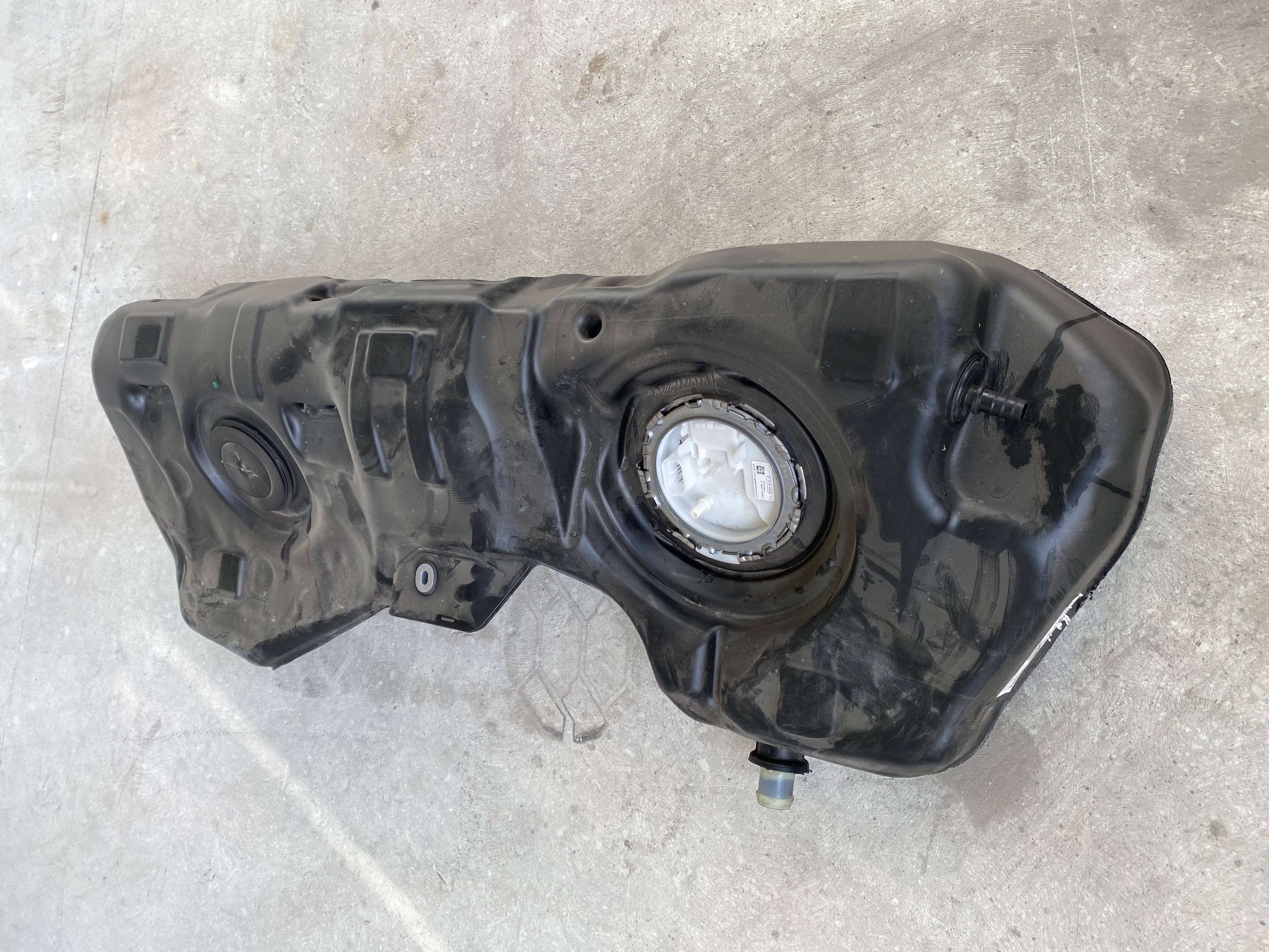 BMW 3 SERİSİ G20 ÇIKMA ORJİNAL YAKIT DEPOSU