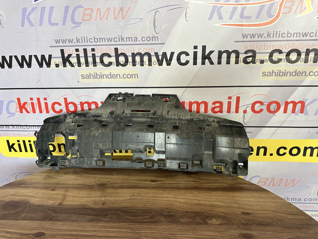 BMW 418 420 428 (F32-F33-F36) ÇIKMA ORJİNAL ARKA TAMPON BRAKETİ 8054565