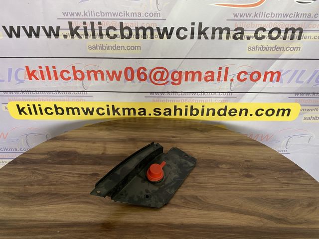 BMW ÇIKMA YEDEK PARÇA F40 116 118 ÇIKMA ORJİNAL AKÜ ÜST KAPAĞI 41007290719