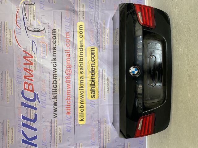 BMW F10 5SERİSİ ÇIKMA ORJİNAL BAGAJ KAPAĞI DÜZ SİYAH HATASIZ