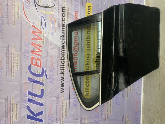 BMW F10 5SERİSİ ÇIKMA ORJİNAL SAĞ ARKA KAPI DÜZ SİYAH BOYASIZ