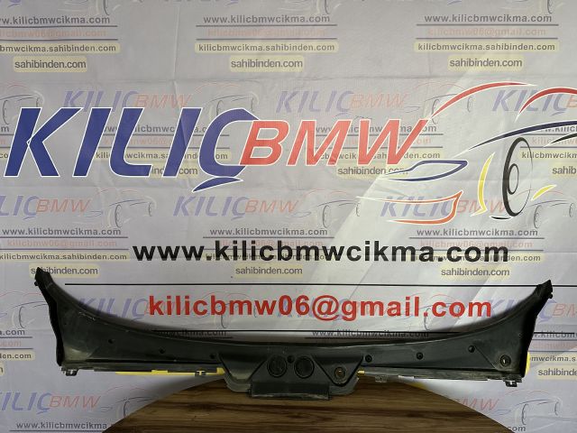 BMW F20 116 118 120 ÇIKMA ORJİNAL CAM ÖN IZGARASI