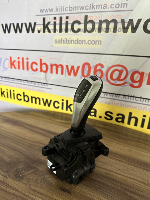 BMW F20 116 118 120 ÇIKMA ORJİNAL VİTES KOLU