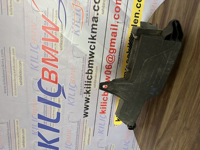 BMW F20 116 118 B38 HAVA FLİTRE KAZANI ORJİNAL 13718647449