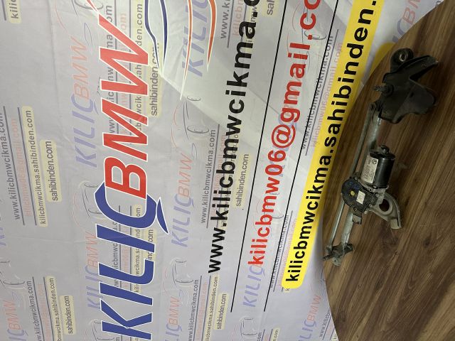 BMW F22 216 218 220 ÖN CAM SİLGİ MEKANİZMASI 61617239510