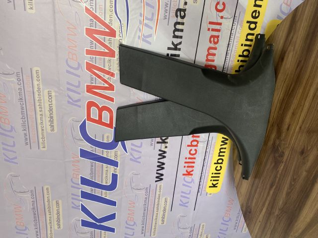 BMW F30 320 318 316 ÇIKMA ORJİNAL ORTA DİREK KAPLAMASI 51437288219 51437288220