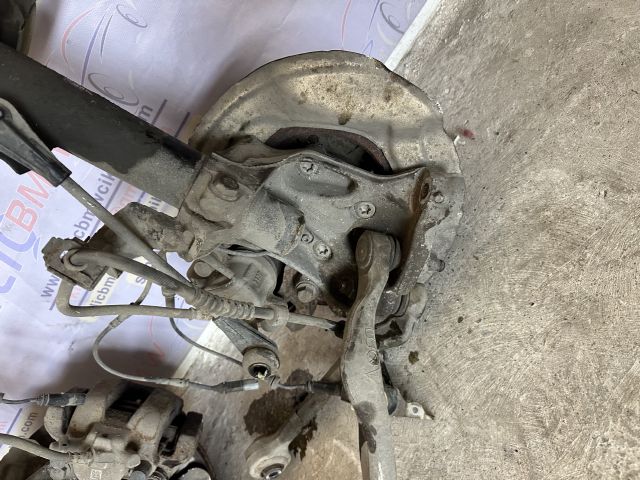BMW F30 ÖN SOL TAŞIYICI ÇIKMA ORJİNAL