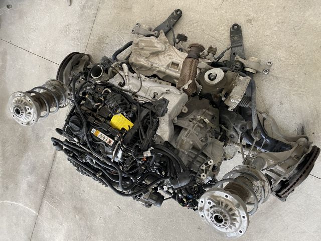BMW F40 118 B38C15A BENZİNLİ ÇIKMA MOTOR GARANTİLİ