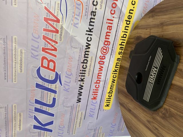 BMW F40 118 BENZİNLİ MOTOR SÜS KAPAĞI ÇIKMA ORJİNAL 8656447