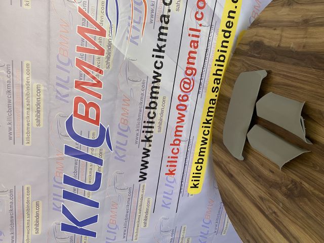 BMW F44 216 218 ÇIKMA ORJİNAL ARKA DİREK KAPLAMASI 7956413 7956414