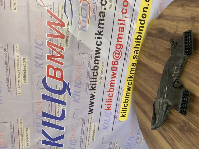 BMW F44 216 218 GRAN COUPE ÇIKMA ORJİNAL HAVA YÖNLENDİRİCİ 7645645