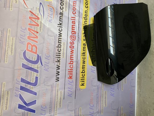 BMW F44 2SERİSİ GRAN COUPE ÇIKMA ORJİNAL SAĞ ARKA KAPI METALİK SİYAH (475)