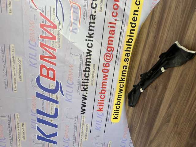 BMW G20 320İ 330İ 2019-23 MOTOR BÖLMESİ ALT PLASTİĞİ 51717428151