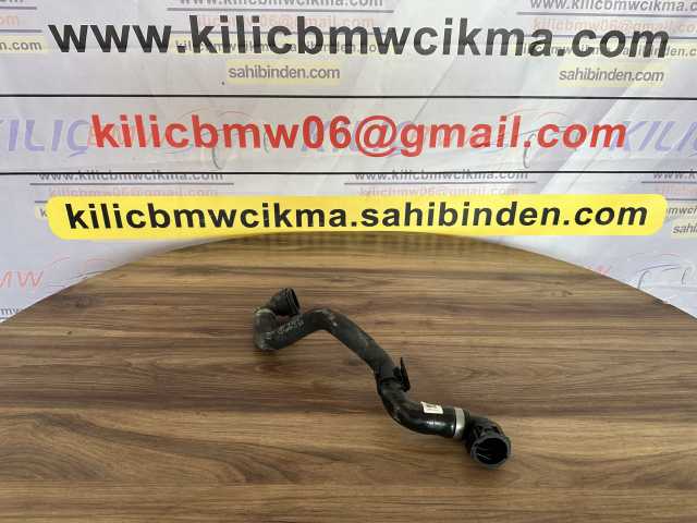 BMW G20 320İ 330İ BENZİNLİ RADYATÖR BORUSU ÇIKMA ORJİNAL 17128654844