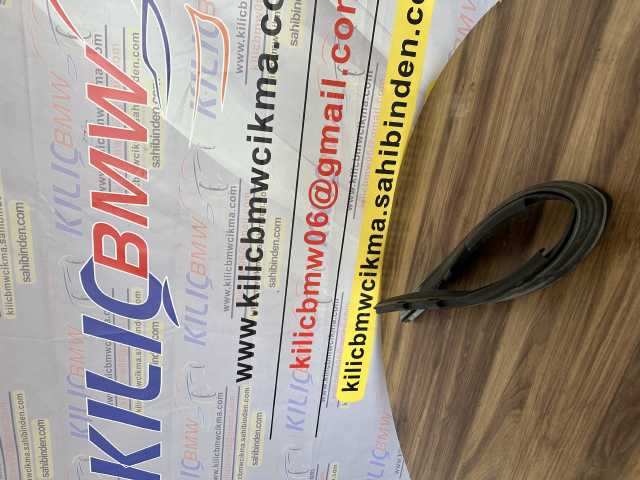BMW G20 3SERİSİ 2019-23 ÇIKMA ORJİNAL KAPUT FİTİLİ ORTA 51767419380