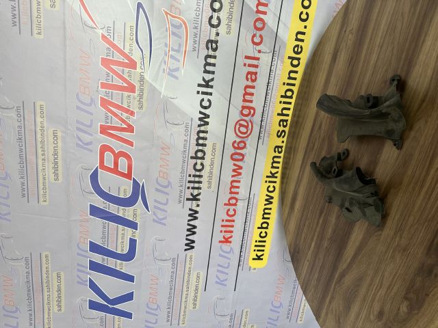 BMW G30 520 530 2017-23 ÖN KAPUT AMARTİSÖR ÜST CONTASI