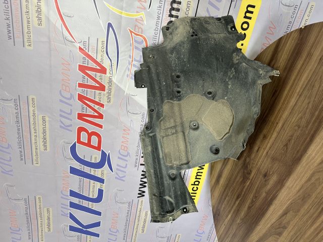 BMW G30 ÇIKMA ORJİNAL ÇAMURLUK DAVLUNBAZI ÖNÜN ARKASI 51717340795 51717340796