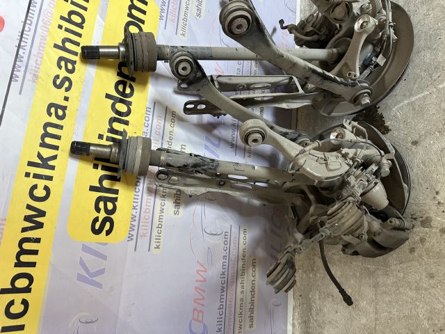 BMW G30 ÇIKMA TAŞIYICI SAĞ ARKA