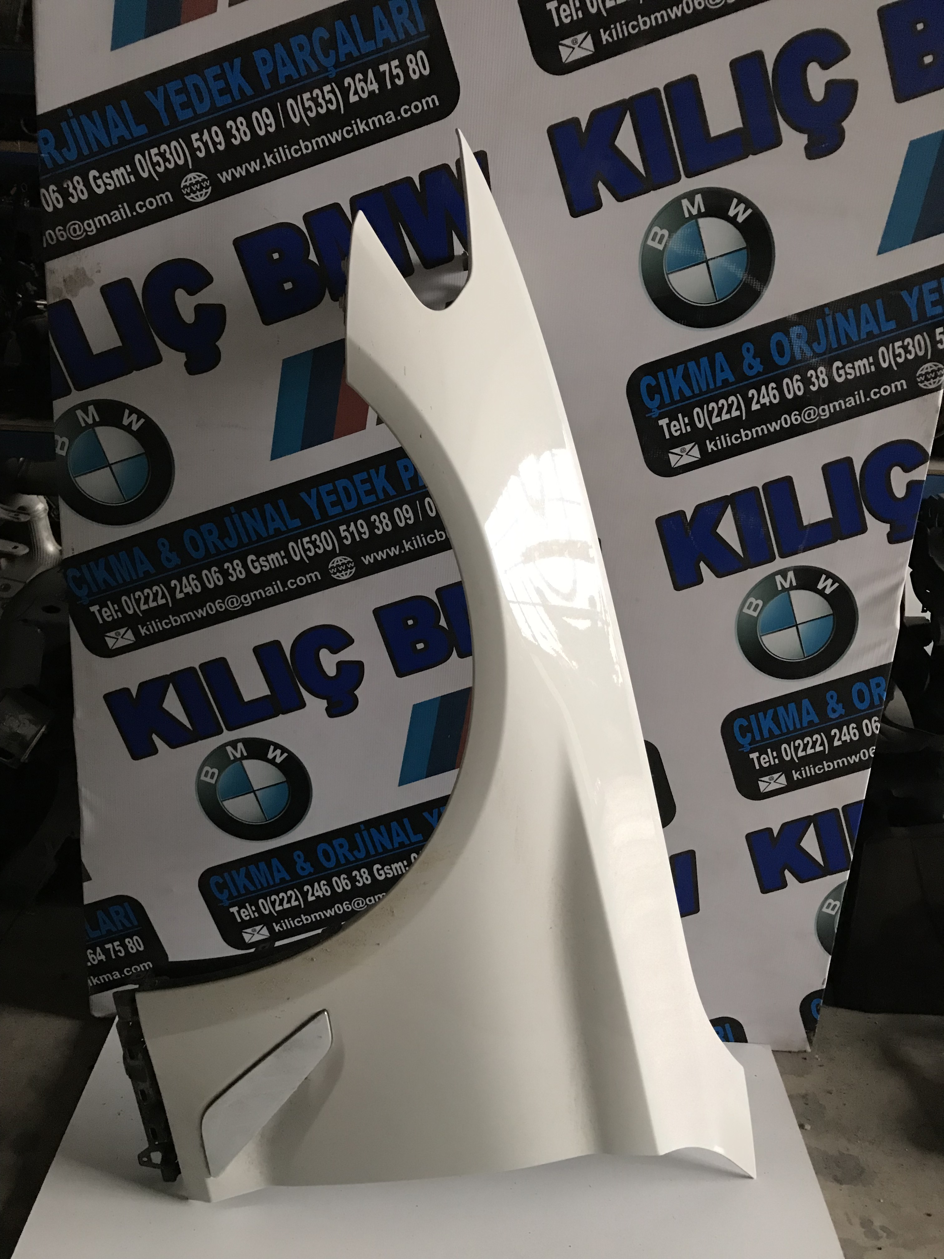 BMW G30 SOL ÖN ÇAMURLUK ÇIKMA ORJİNAL DÜZ BEYAZ