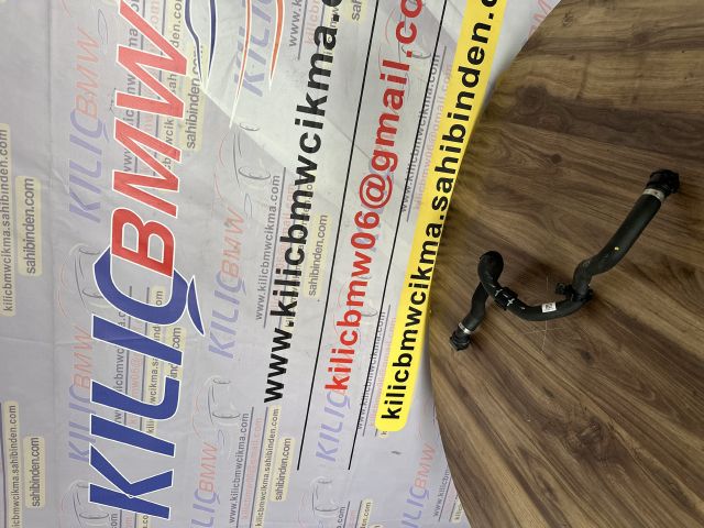 BMW G60 ORJİNAL RADYATÖR HORTUMU 9845122