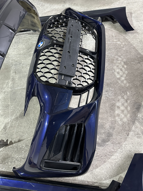 BMW İ4 2019-25 ÇIKMA ORJİNAL M SPORT BODY KİT