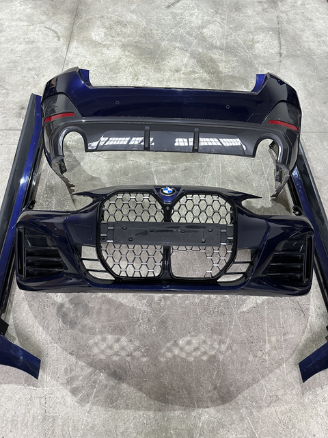 BMW İ4 2019-25 ÇIKMA ORJİNAL M TAMPON SETİ