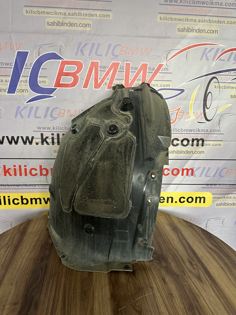 BMW İ4 2019-25 ÇIKMA ORJİNAL ÖN ÇAMURLUK DAVLUMBAZI